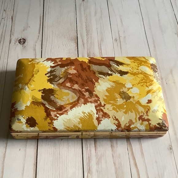 Vintage Floral Clamshell Hard Jewelry Case **FLAWED** Art Project Restore Craft - Picture 1 of 5
